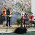 Лукерья и дети_008